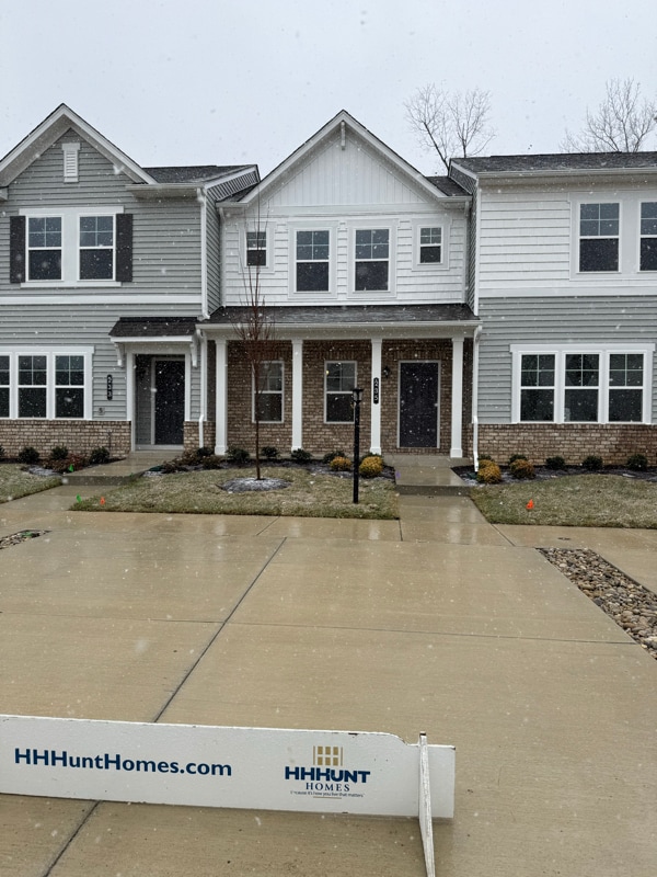 Photo - 235 Greenpark Rd