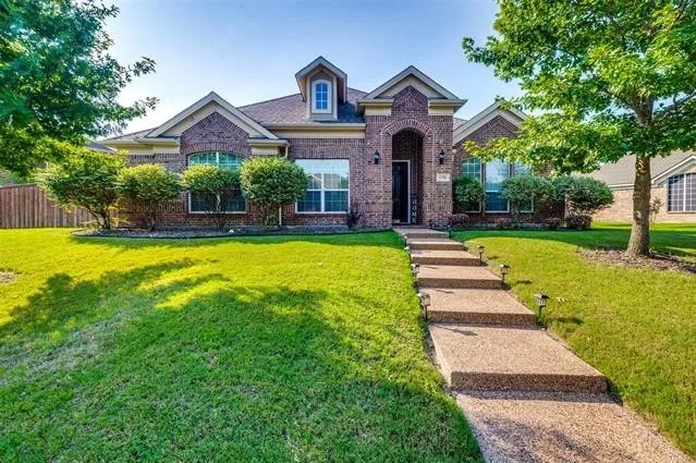 Photo - 1734 Boxwood Ln House