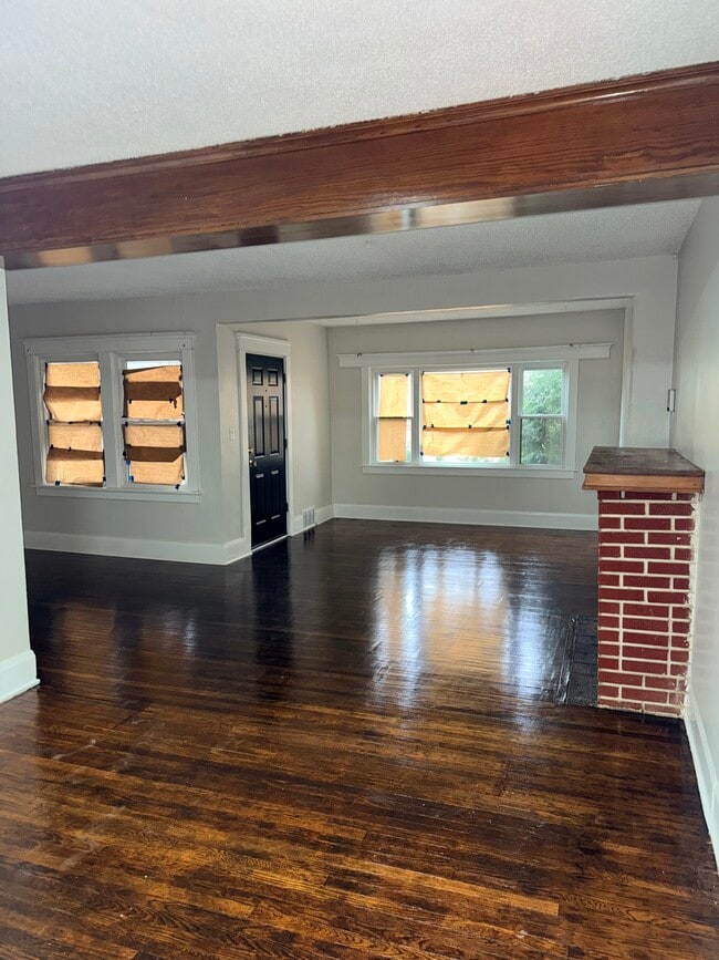 Photo - 61 Courtland Ave Unit Lower