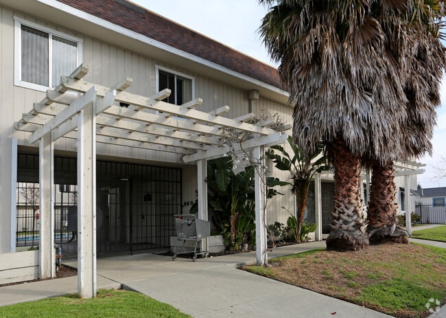 Photo - Tehama Palms Apartment