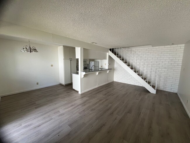 Photo - Beautiful Updated Townhome in North Davis