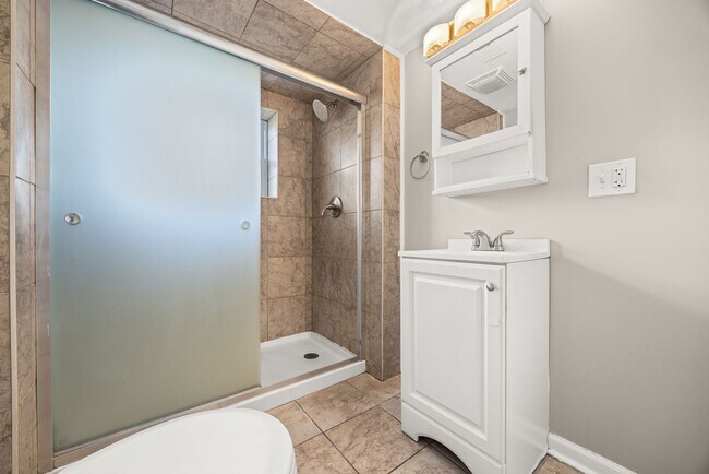 Photo - 1900 Highland Ave Unit Garden