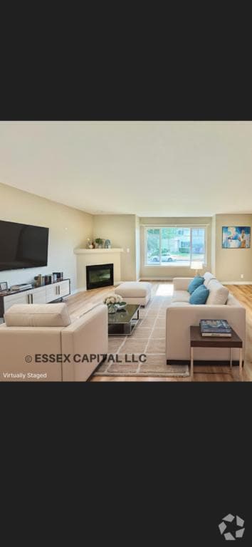 Building Photo - 2048 SE 11th Ave Rental