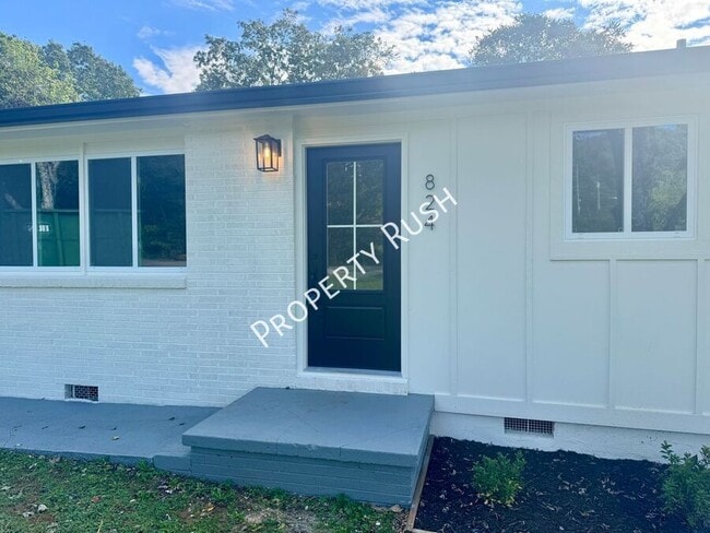 Photo - 824 Clift St