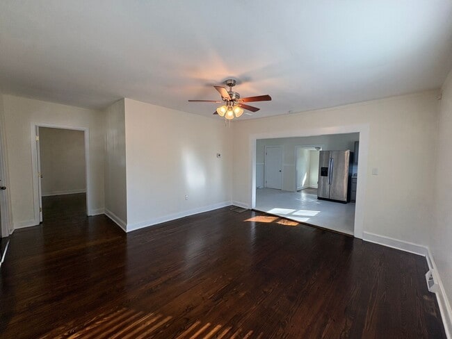 Photo - 2/2 Charming Home in West Greenville!