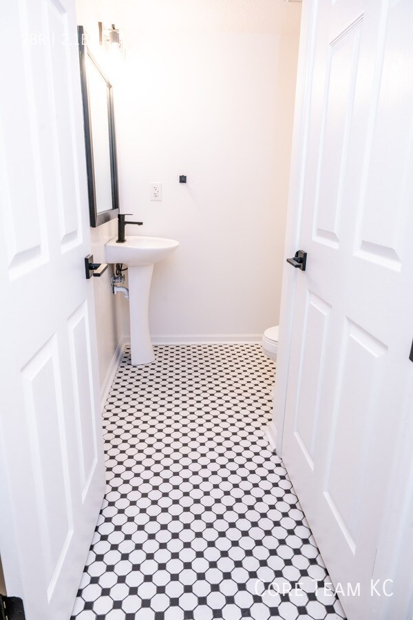 Photo - 128 E 29th St