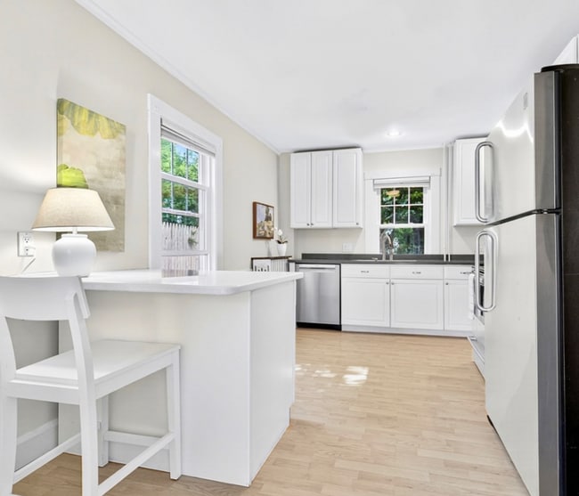 Photo - 39 Twitchell St