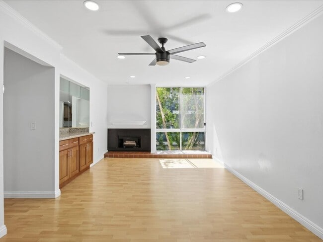 Building Photo - 3604 W Estates Ln