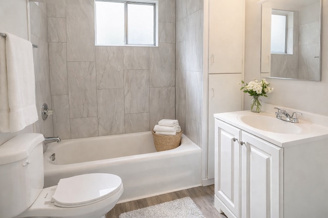 Photo - 8407 Rainier Ave S