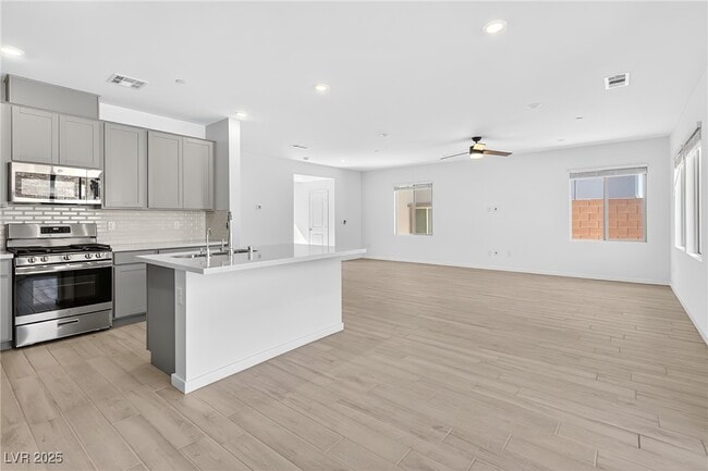 Photo - 88 Via Franello