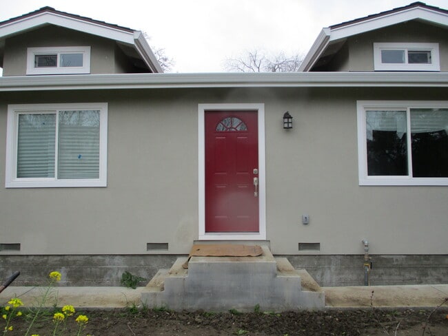 Photo - 1472 Hervey Ln Unidad B