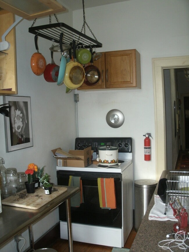 Photo - 26-30 N Huron St