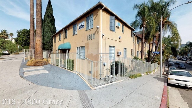 Photo - 1800 Grace Ave