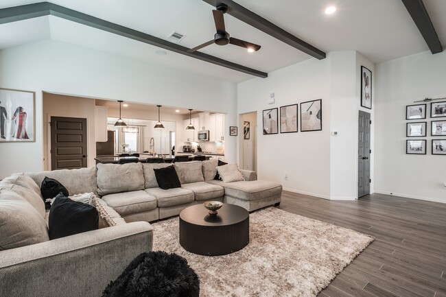 Photo - 14231 Angelina Dr