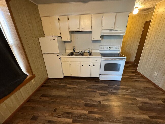Photo - 400 E Pike Ave Unit #2