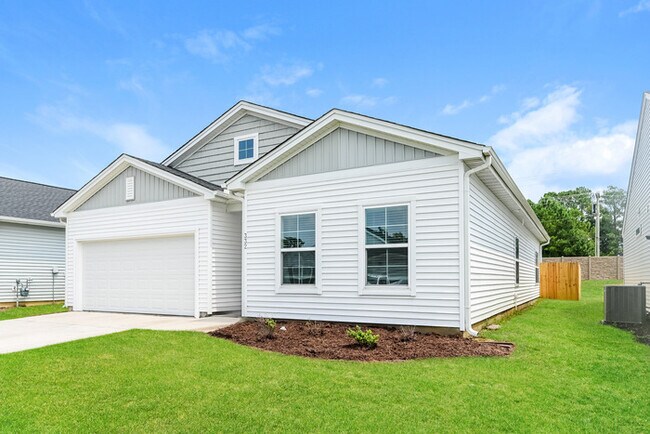 Photo - 332 Augustine Dr