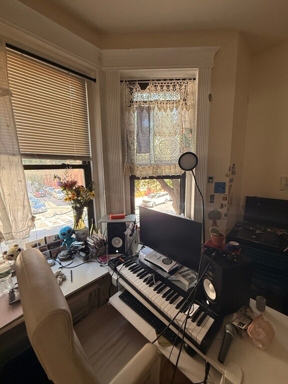 Photo - 39 Hemenway St Unit 6