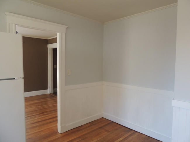 Photo - 23 Williams St Unit 1