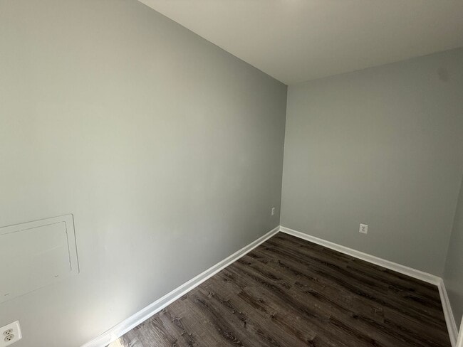 Photo - 1612 E Street NE Unidad 1