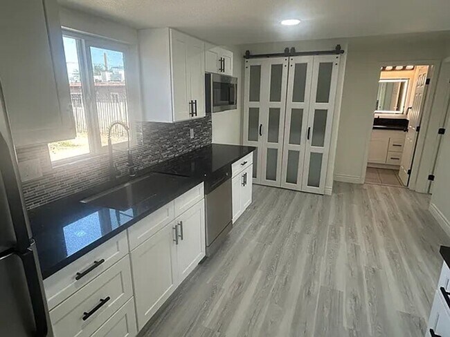 Photo - Modern Living! All-New Remodel with LED Li...