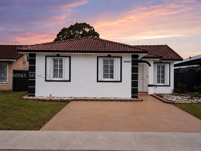 Building Photo - 14326 SW 177th Terrace