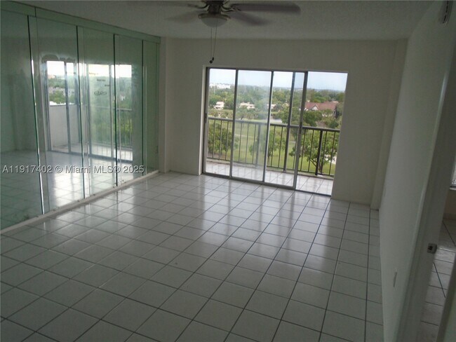 Photo - 4174 Inverrary Dr Unit 1004
