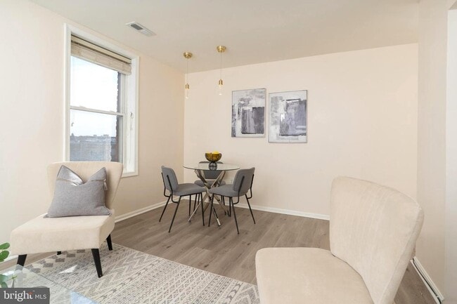 Photo - 1420 Harvard St NW Unit Apt 405