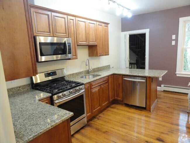 Building Photo - 227 Norfolk St Rental