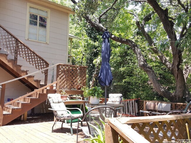 Photo - 230 E Mulberry Ave