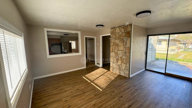 Photo - Enjoy living outside of town!