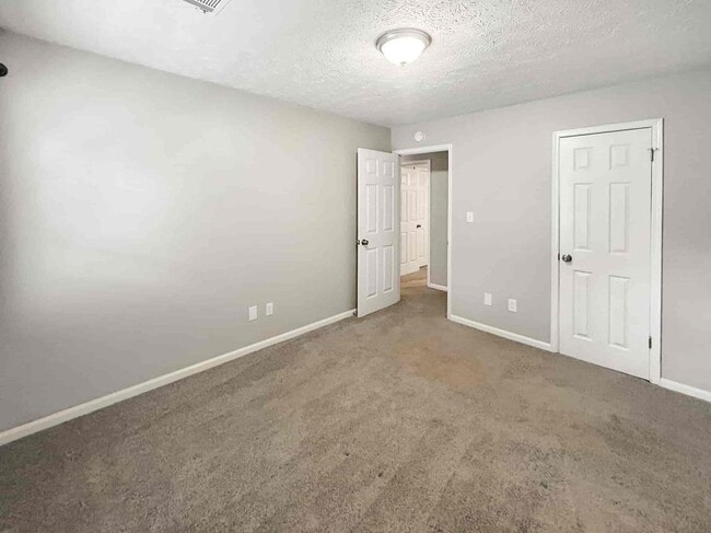 Photo - 125 Pilgrim Ln
