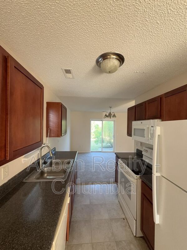 420 Cape Jasmine Way