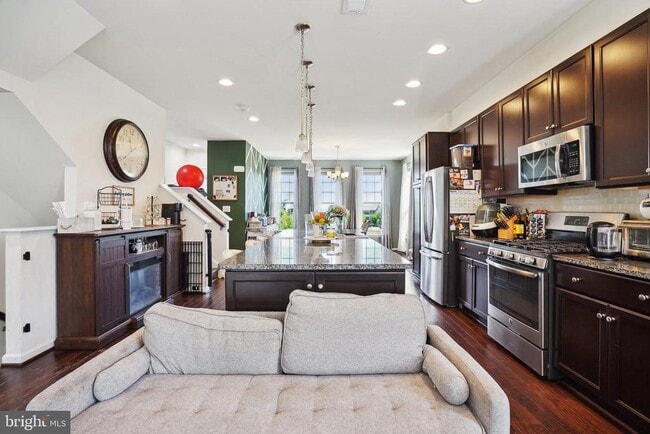 Photo - 8944 Dahlgren Ridge Rd