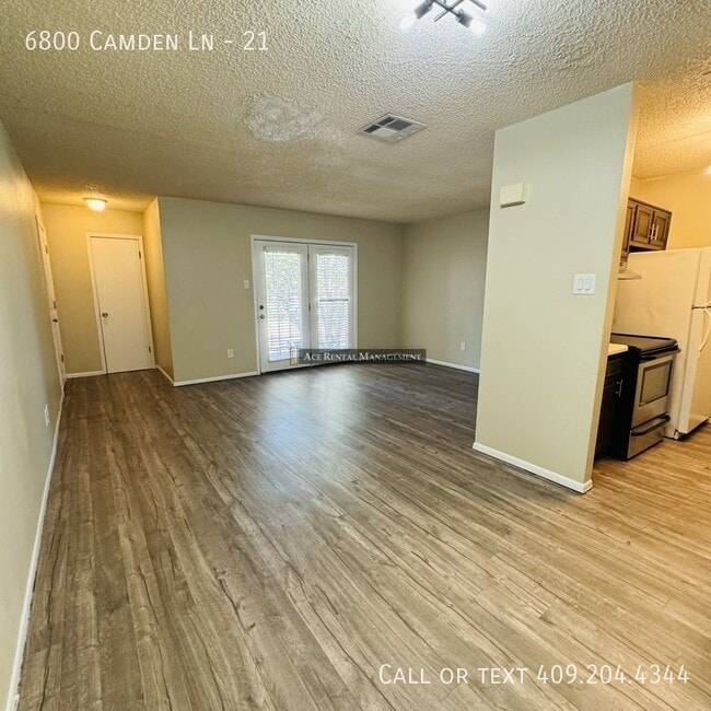 Photo - 6800 Camden Ln