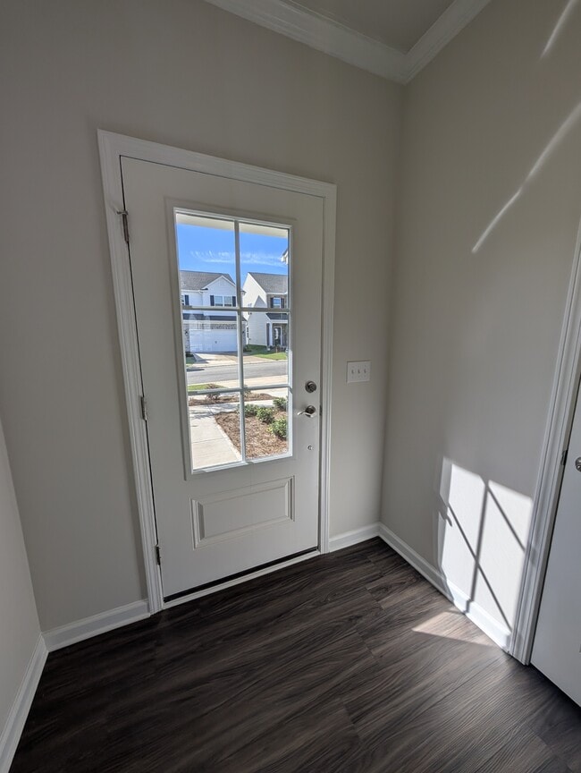 Photo - 5501 Hydrangea St