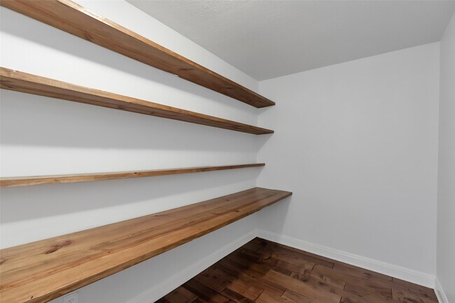 Photo - 14115 Norhill Pointe Dr