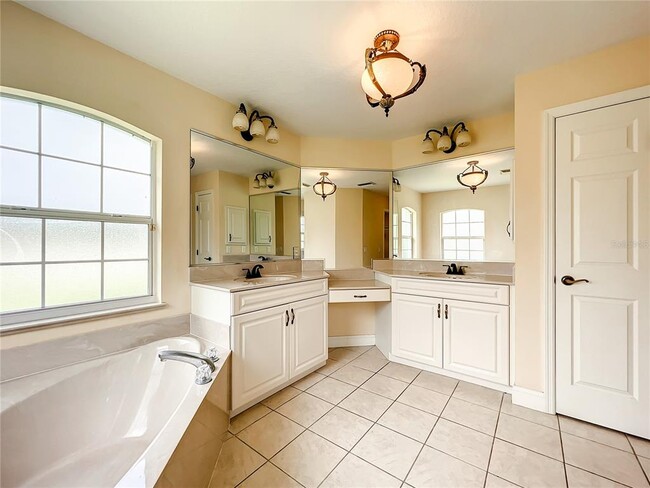 Photo - 5203 SE 42nd Ct