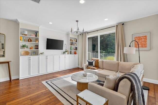 Photo - 3544 Lakewood Pl