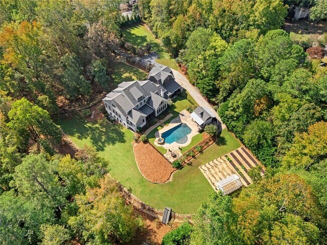 Photo - 390 Hembree Rd