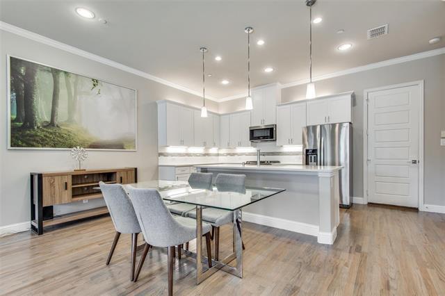 Photo - 2821 Lindale Dr