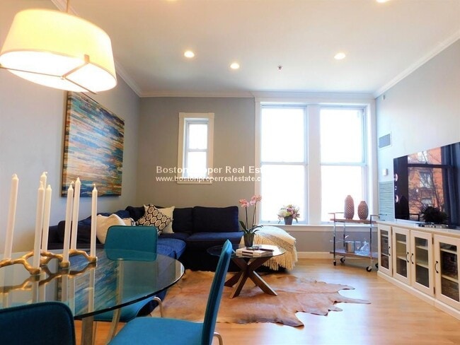 Building Photo - 416 Marlborough St Unit 401