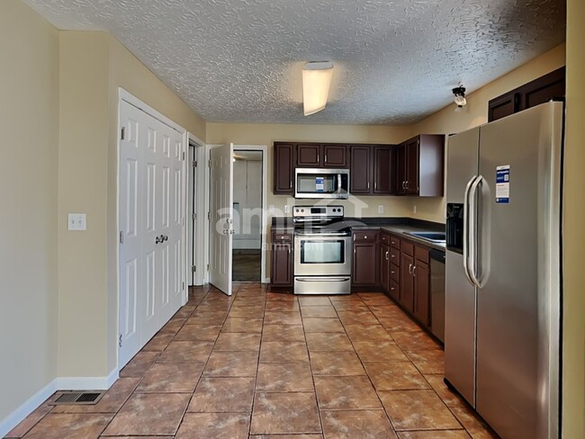 Photo - 2807 Presidential Dr