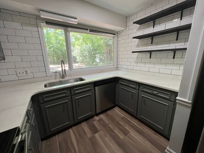 Photo - McKinley 1040-1042 Unit 1040