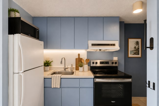 Photo - Ocean-View Studio in Century Park Plaza, Pearl City – Steps to Skyline Rail, In-Unit Laundry & As...