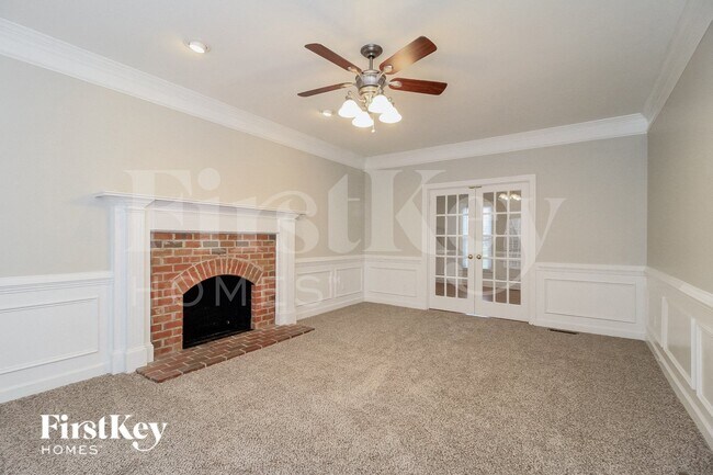 Photo - 171 Scottsdale Dr