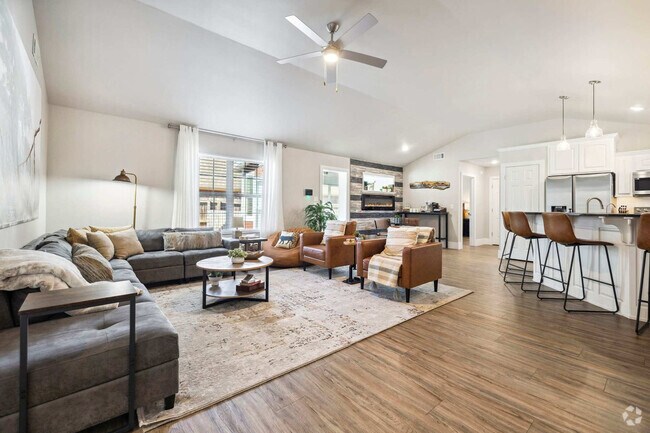 Building Photo - 85 N Letitia Ave Rental