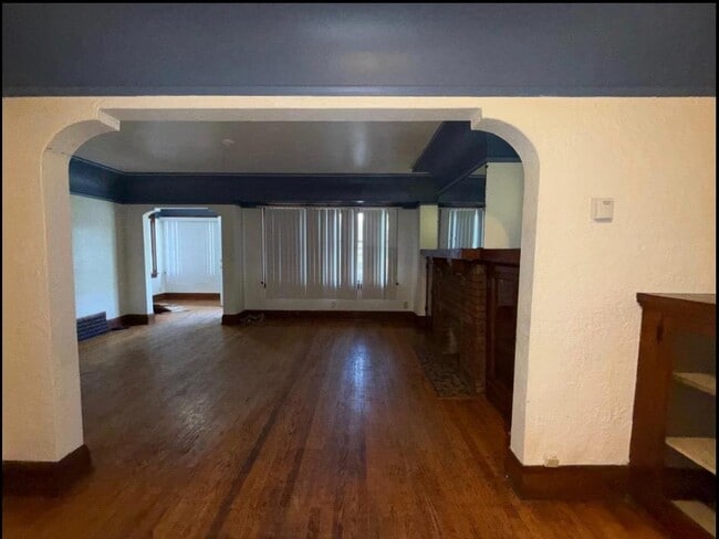 Photo - 5439 N 40th St Unit 5439 Lower