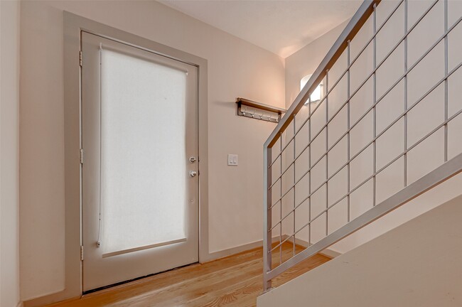 Photo - 5315 Lillian St