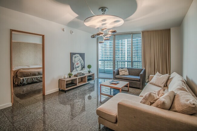 Photo - 475 Brickell Ave Unit Icon