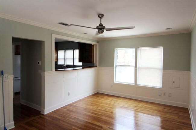 Photo - 18 Linwood St